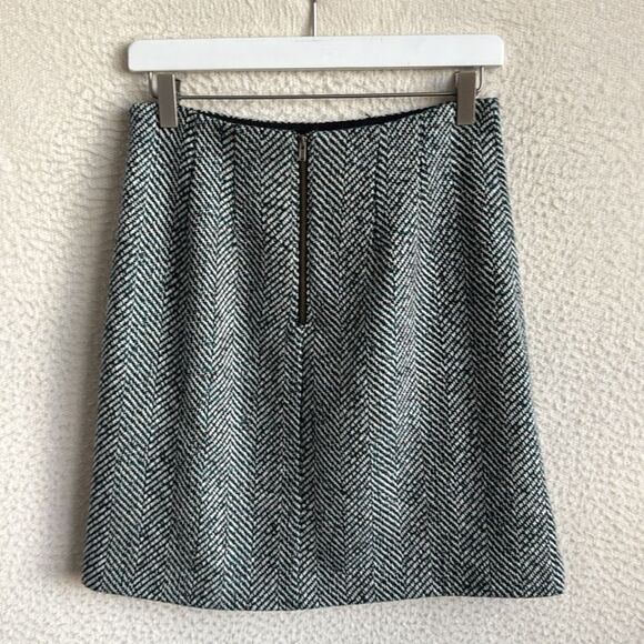 Loft Outlet Skirt Womens Size 2 Chevron‎ Black White - Picture 2 of 6